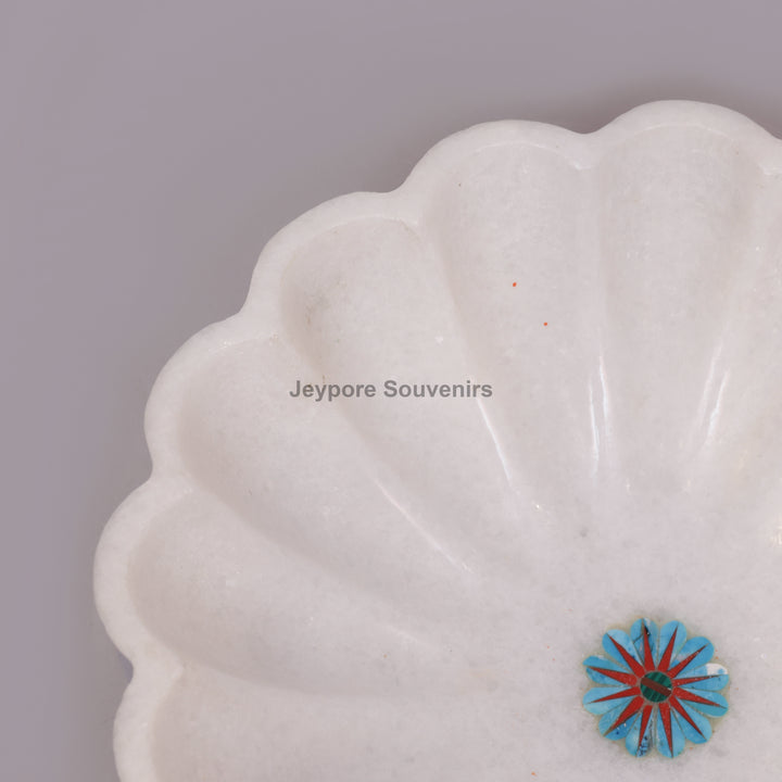 Handcrafted White Marble Fluted Bowl with Blue &amp; Red Floral Inlay