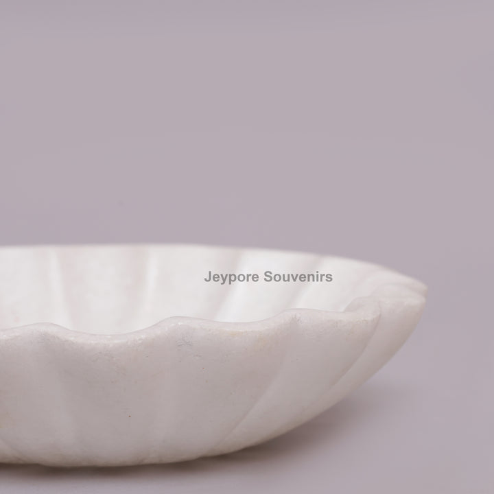 Handcrafted White Marble Fluted Bowl with Blue &amp; Red Floral Inlay