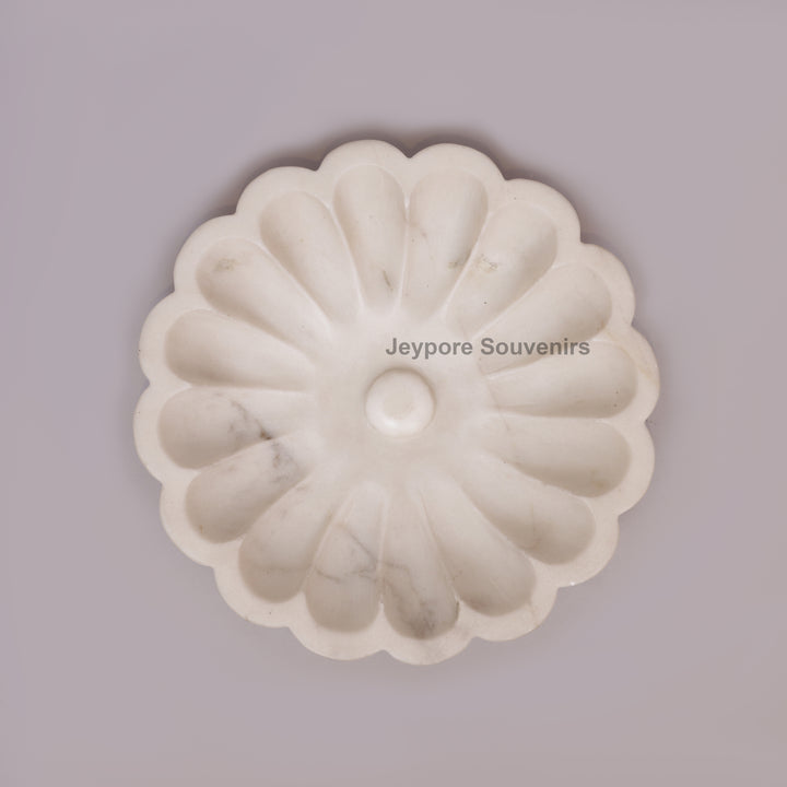 Hand-Carved White Marble Flower-Shaped Decorative Bowl
