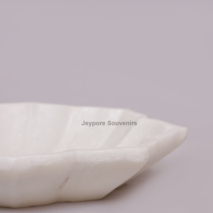 White Marble Decorative Lotus Shape Bowl with Open Flower Design