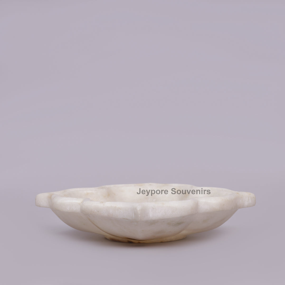 Handcrafted White Marble Clover-Shaped Urli Bowl