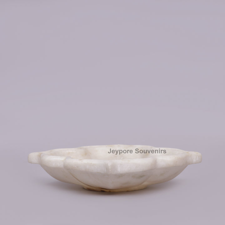 Handcrafted White Marble Clover-Shaped Urli Bowl