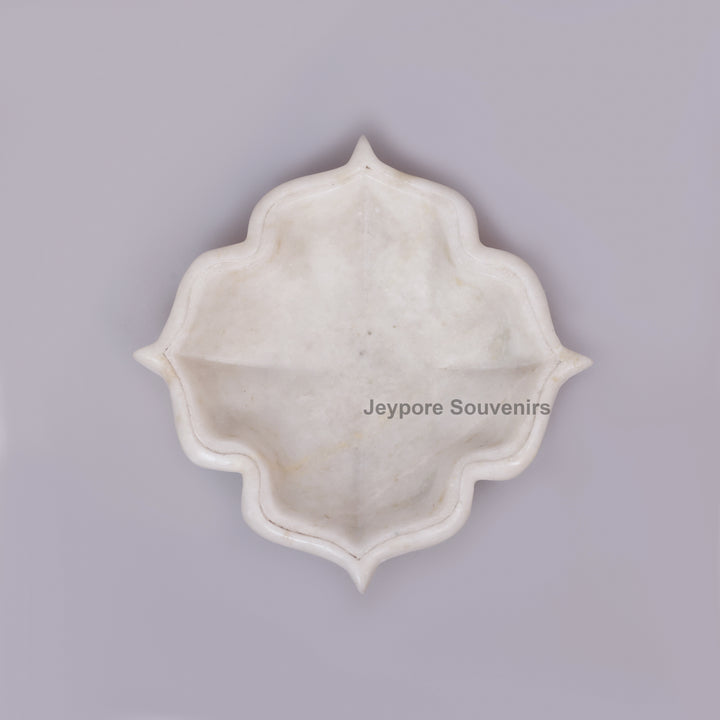 Handcrafted White Marble Clover-Shaped Urli Bowl