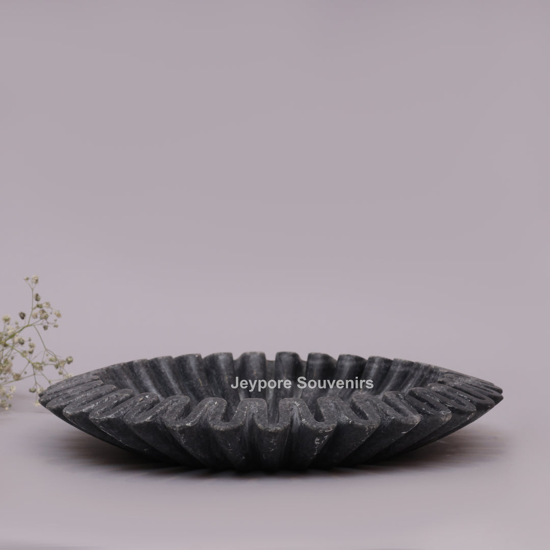 Handcrafted Black Marble Fluted Urli Bowl with Scalloped Ruffled Edge