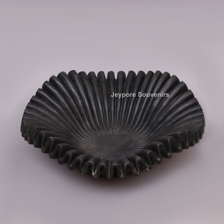 Handcrafted Black Marble Fluted Urli Bowl with Scalloped Ripple Edge