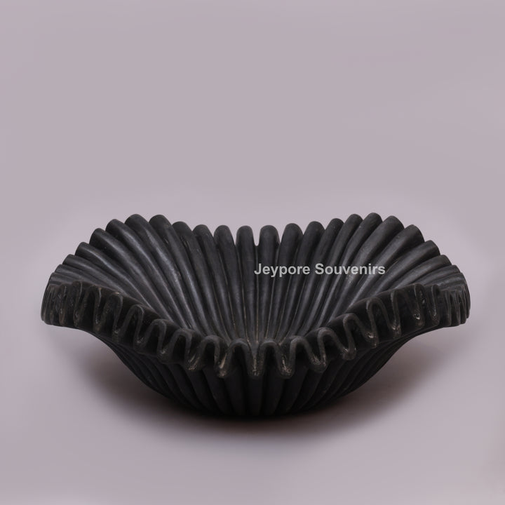 Handcrafted Black Marble Fluted Urli Bowl with Scalloped Ripple Edge