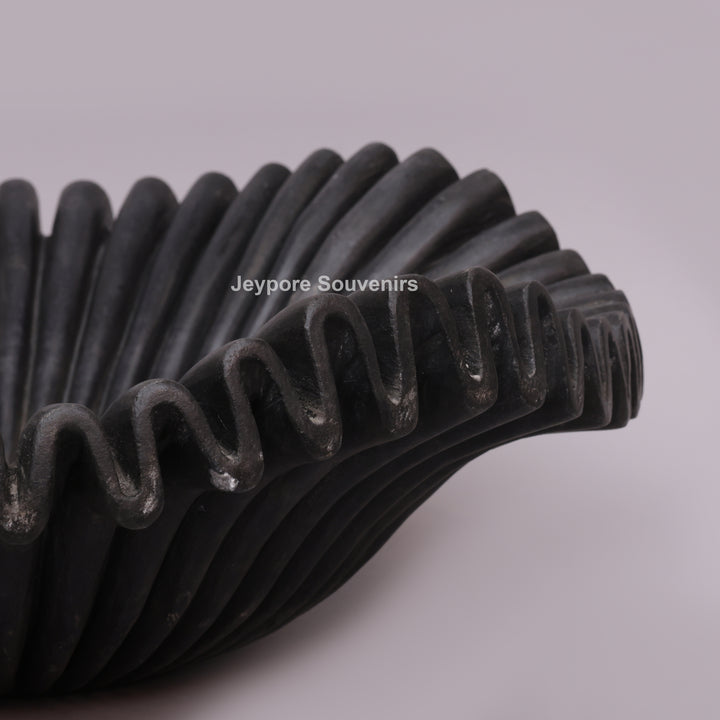 Handcrafted Black Marble Fluted Urli Bowl with Scalloped Ripple Edge