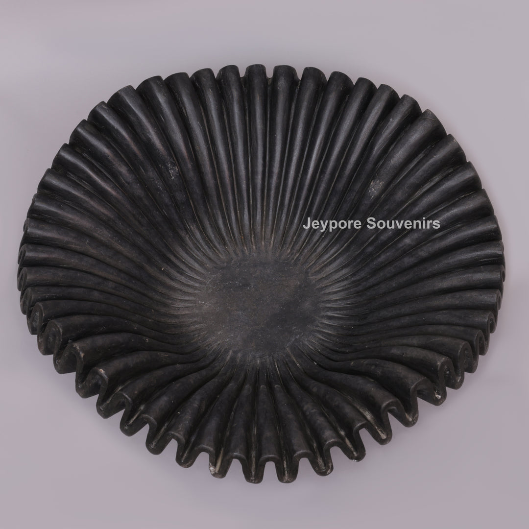 Handcrafted Black Marble Fluted Urli Bowl with Scalloped Ripple Edge