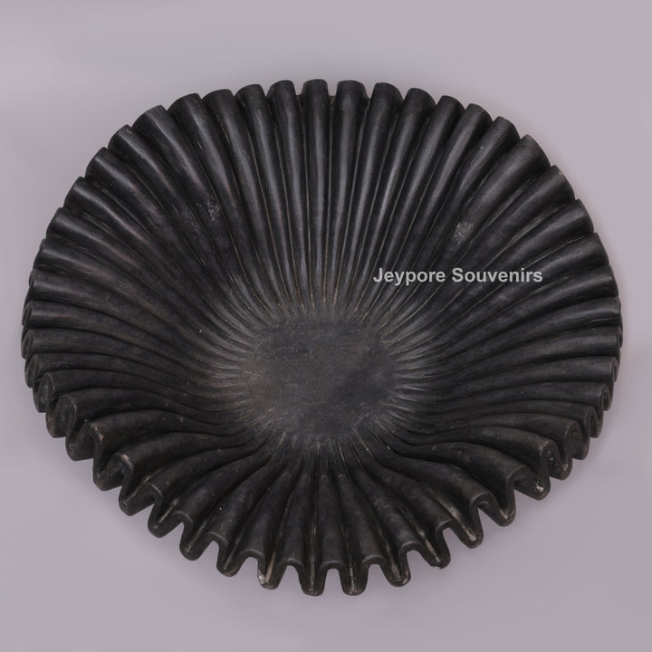Handcrafted Black Marble Fluted Urli Bowl with Scalloped Ripple Edge