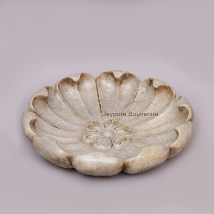 Hand-Carved White Marble Lotus Bowl with Scalloped Petal Design