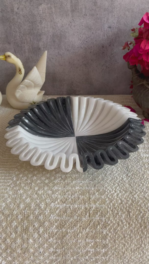 Ruffled Marble Bowl in Black and White Marble