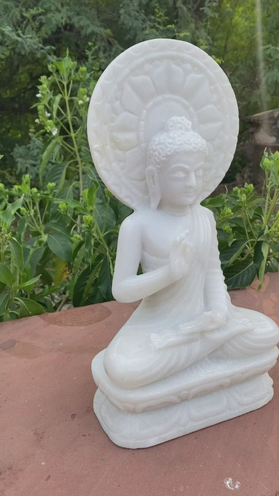 15 inches Meditating Buddha Statue in Marble