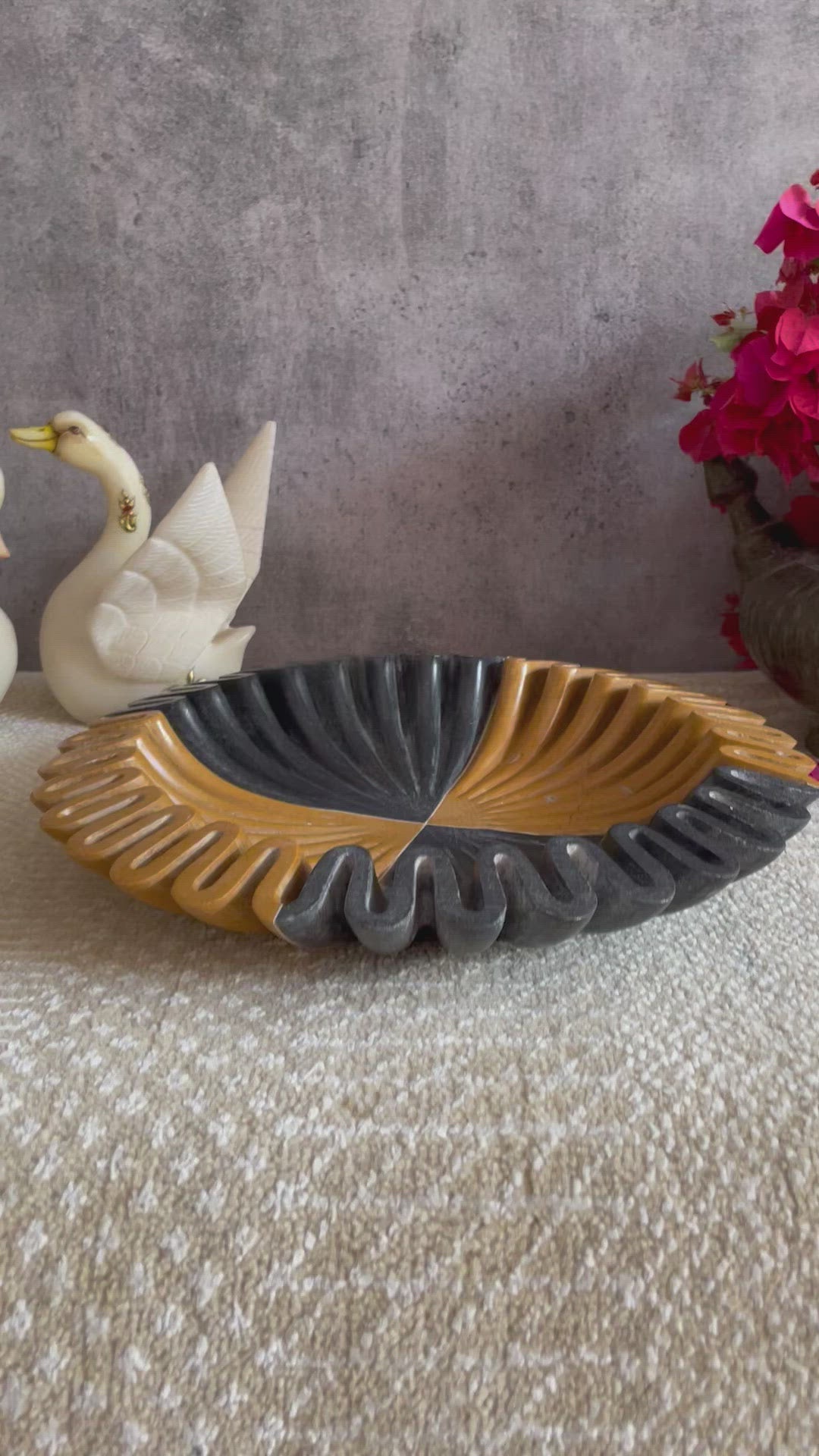 Ruffled Marble Bowl with Natural Mustard and Black Marble