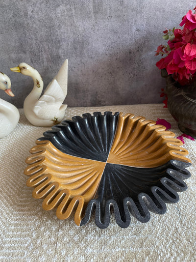 Ruffled Marble Bowl with Natural Mustard and Black Marble