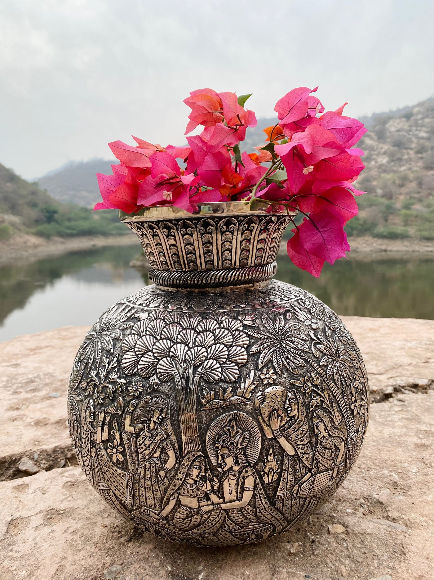 Silver Hand Carved Vase depicting Radha and Krishna