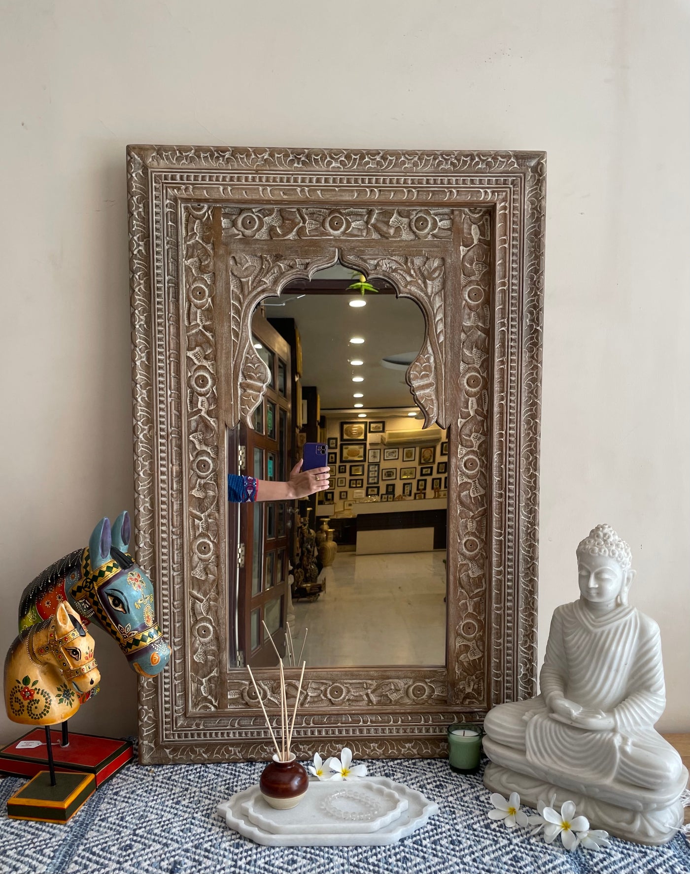 Hand carved single Jharokha mirror in distressed finish