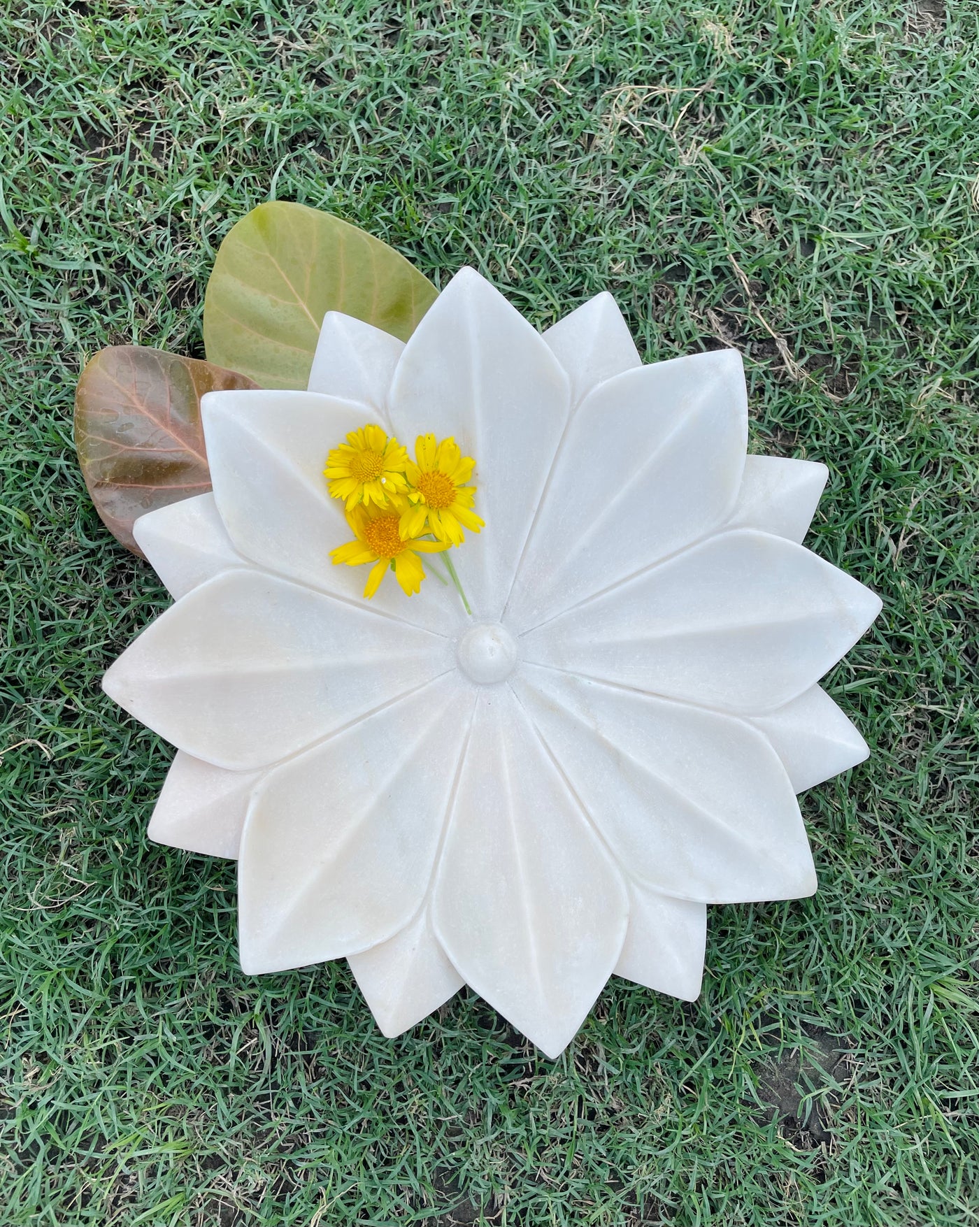 Flower shaped Marble Urli