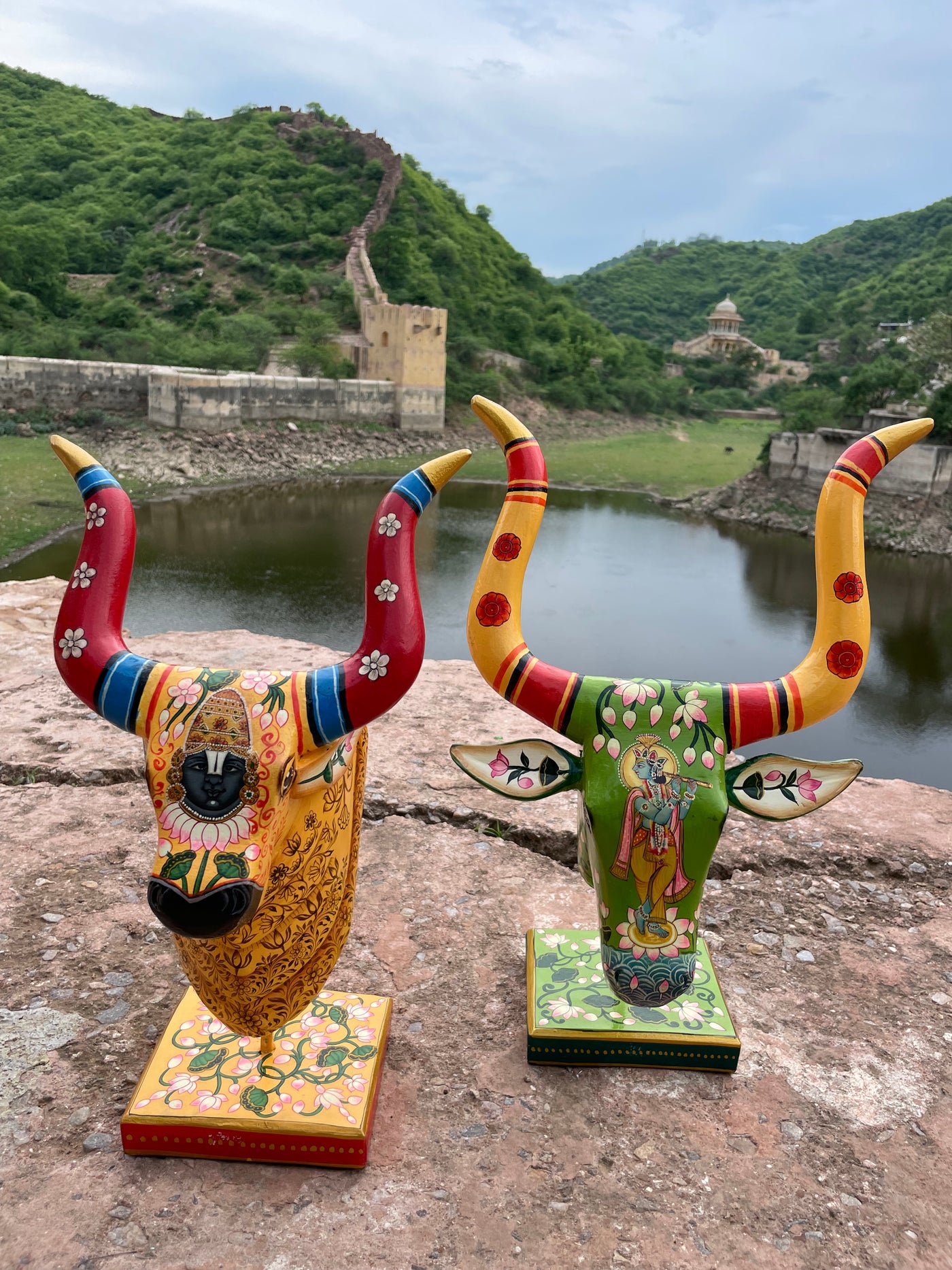 20 inches Hand Painted Wooden Cow/Nandi face on a stand