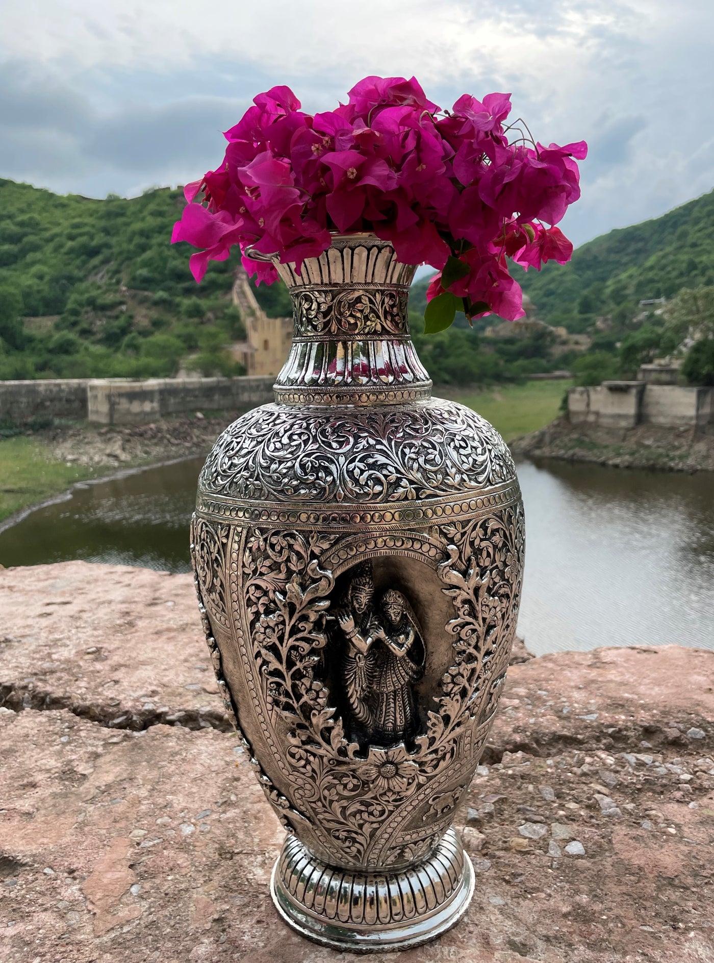 Silver Hand Carved Vase depicting Radha and Krishna